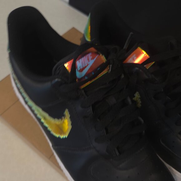 NIKE AIR FORCE 1 LOW BLACK IRIDESCENT PIXEL size 10.5 - Picture 7 of 10